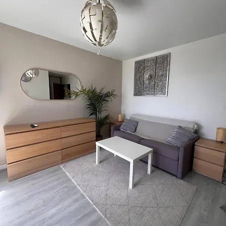 Apartman Studio4 27m2 Terrasse Parking Piscine Saint-Laurent-du-Var